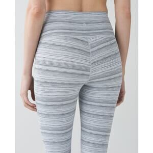 Lululemon High Times Pant *Luxtreme Size 6 Luxtreme